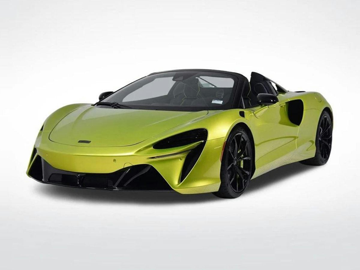 2026 McLaren Artura Base