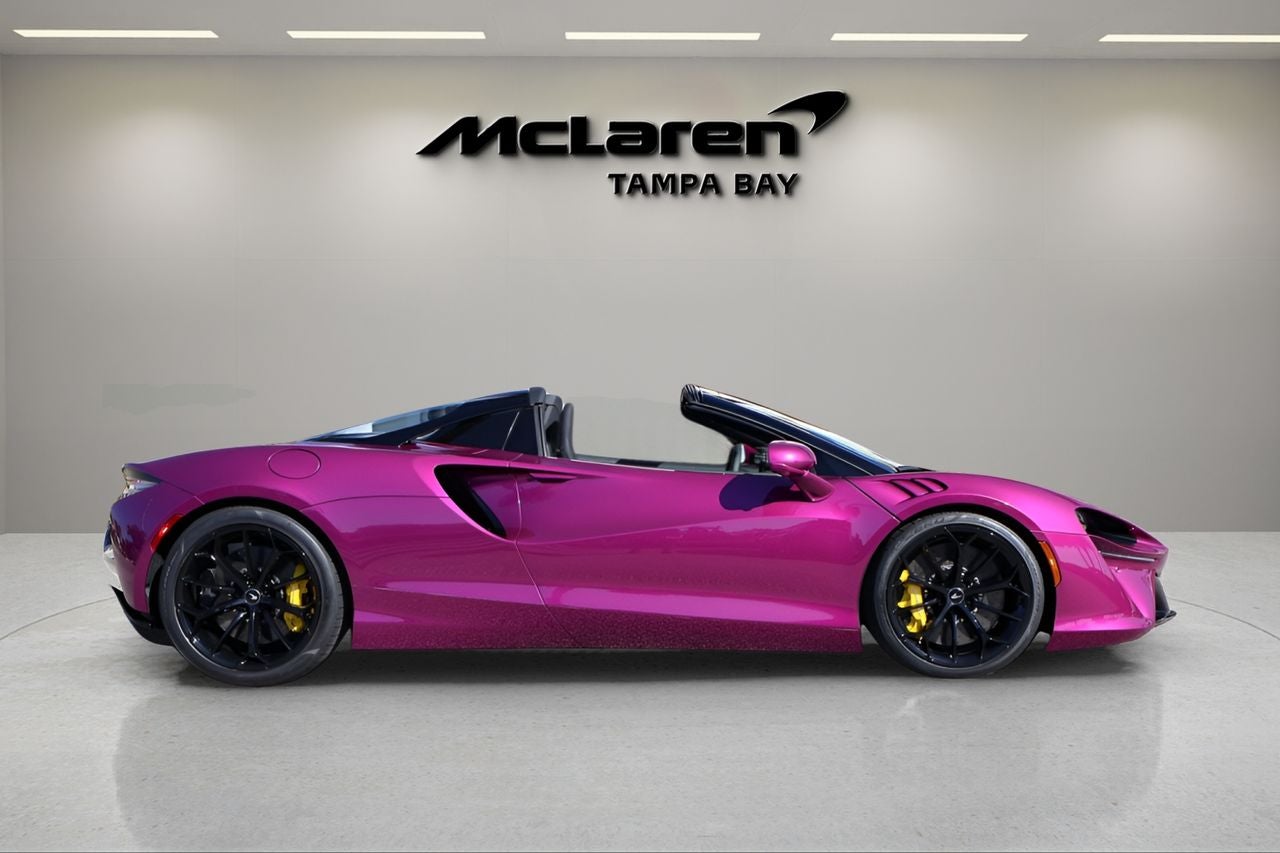 2026 McLaren Artura Base