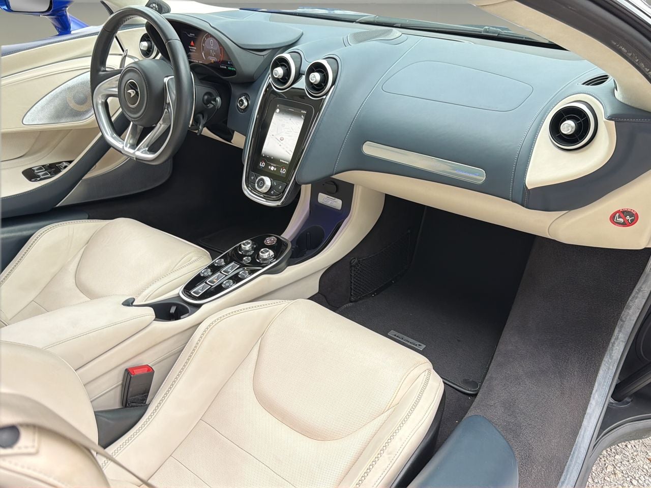 2023 McLaren GT Coupe