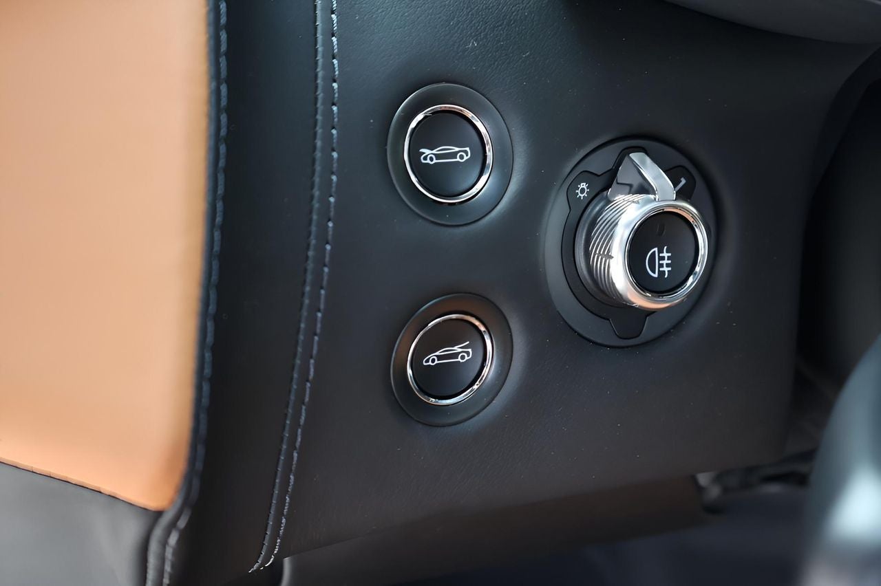 2025 McLaren GTS Base