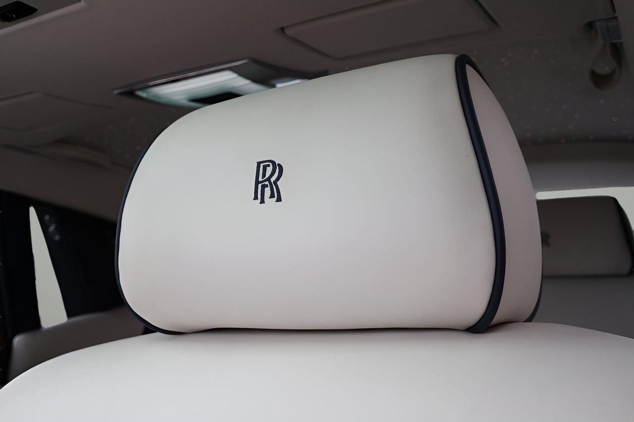 2016 Rolls-Royce Phantom Base