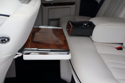 2016 Rolls-Royce Phantom Base