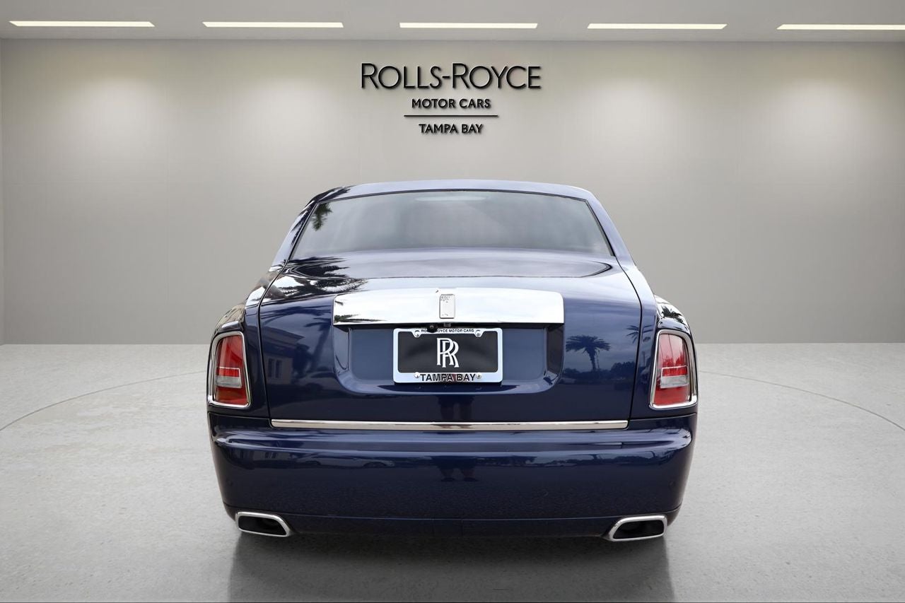 2016 Rolls-Royce Phantom Base