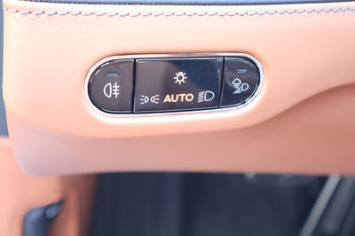 2024 Bentley Flying Spur Base