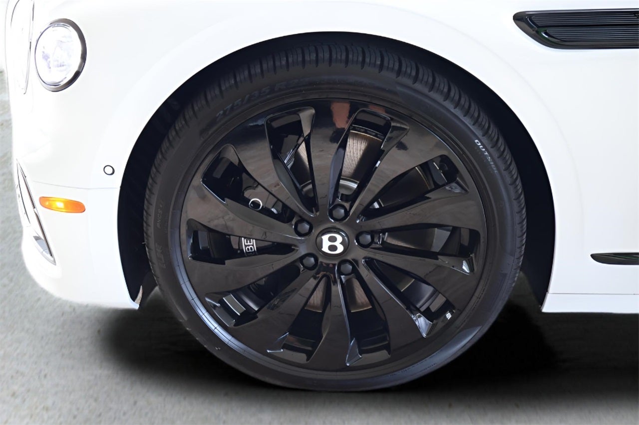 2025 Bentley Flying Spur Base