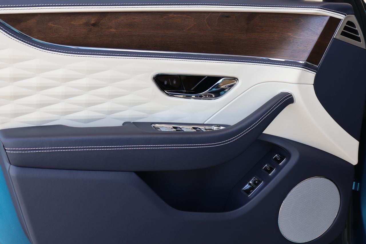 2024 Bentley Flying Spur Hybrid Azure