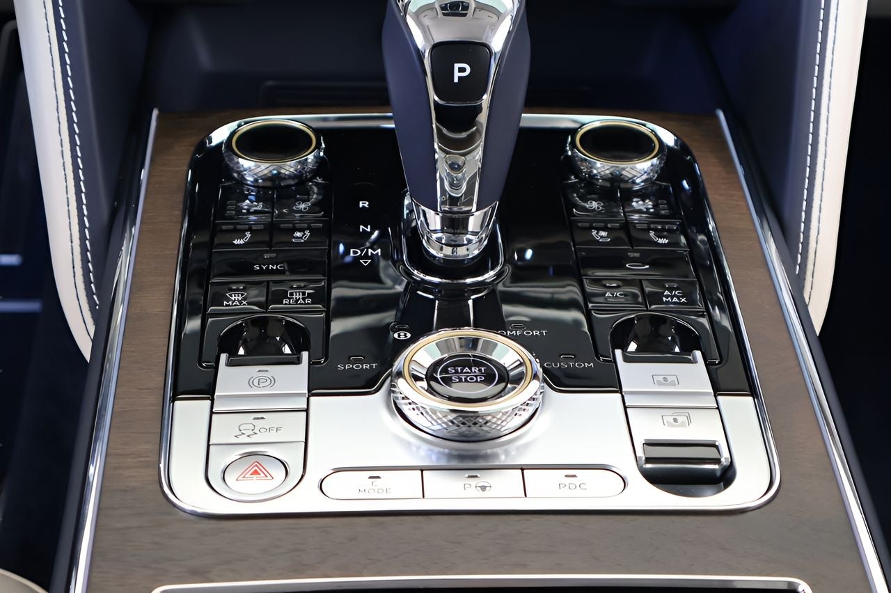 2024 Bentley Flying Spur Hybrid Azure