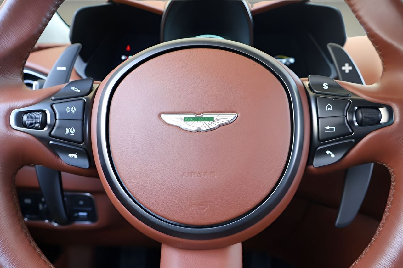 2021 Aston Martin DBS Superleggera