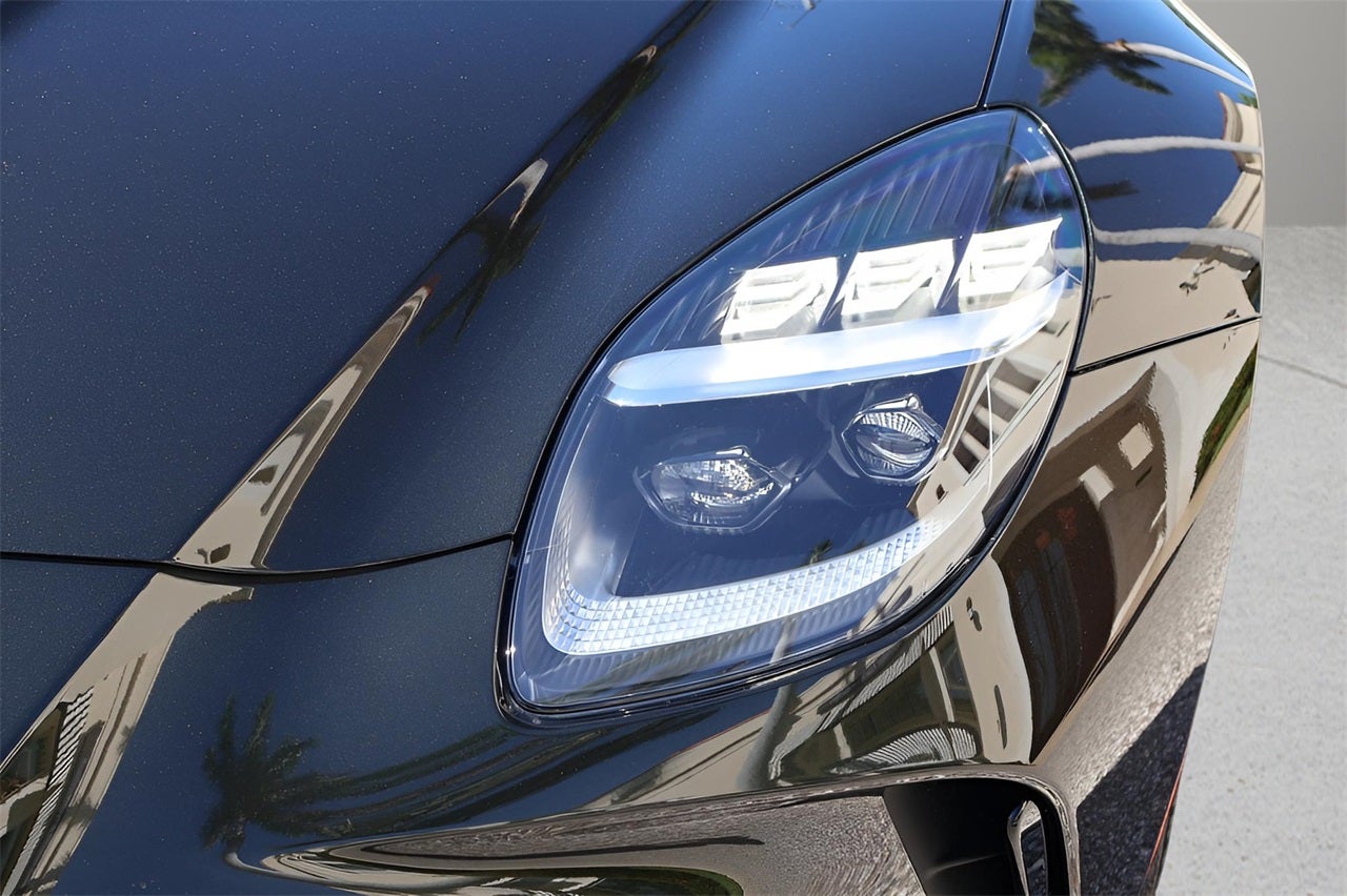 2025 Aston Martin Vantage Coupe