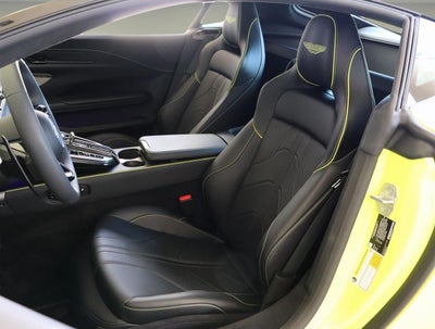 2025 Aston Martin Vantage Base