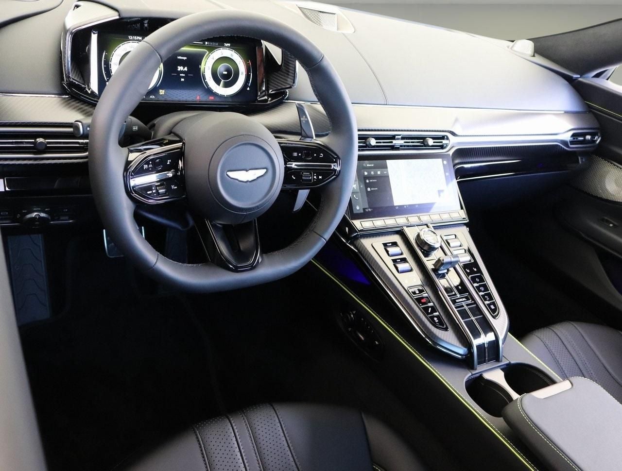 2025 Aston Martin Vantage Base