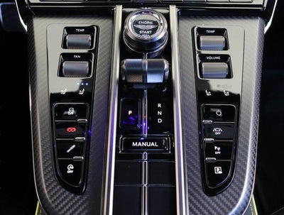 2025 Aston Martin Vantage Base