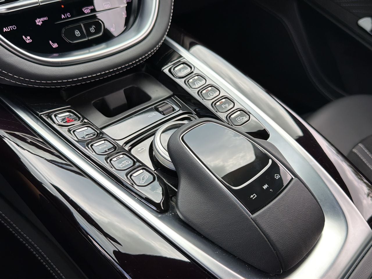 2024 Aston Martin DBX AWD
