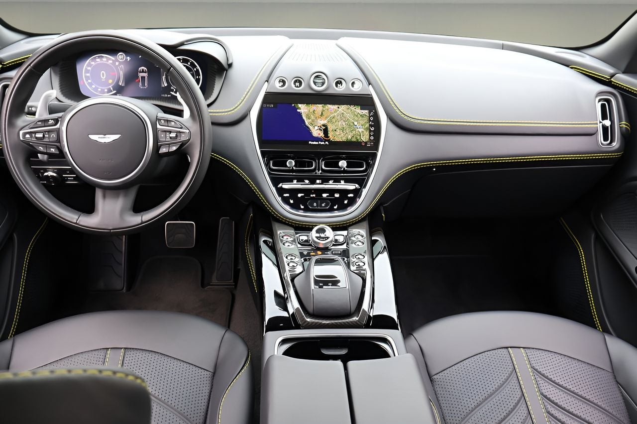 2023 Aston Martin DBX 707