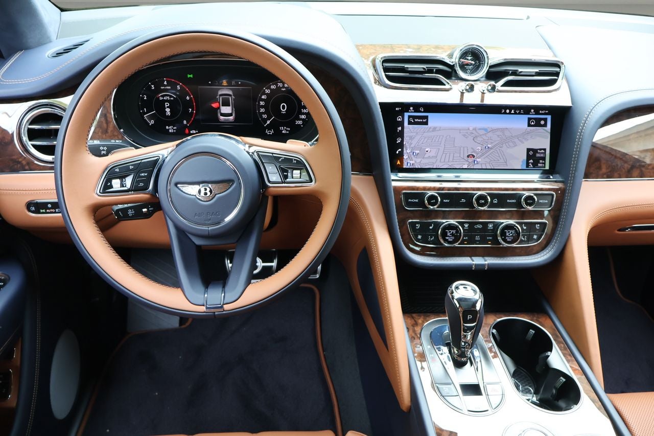 2026 Bentley Bentayga Azure V8