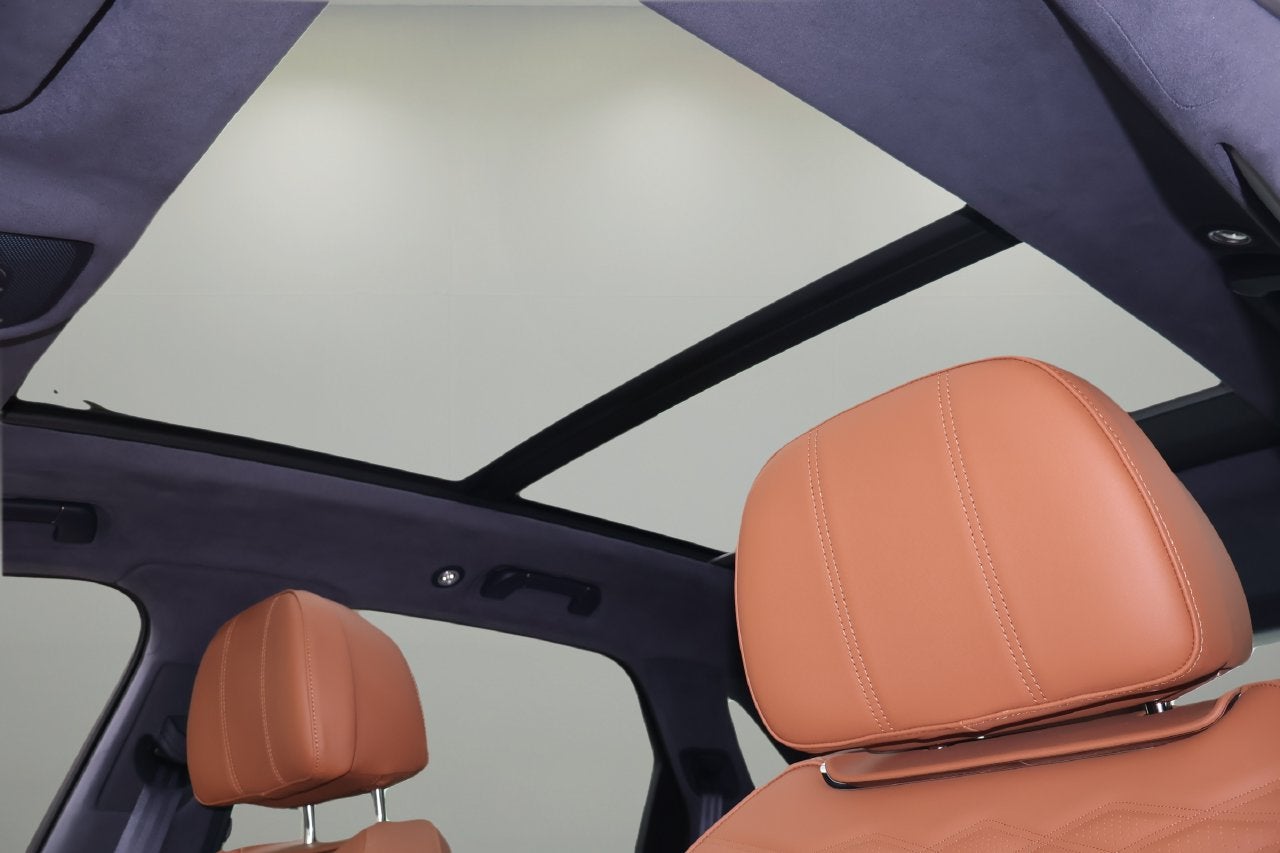 2026 Bentley Bentayga Azure V8