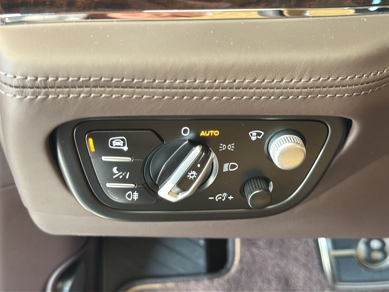 2023 Bentley Bentayga Base