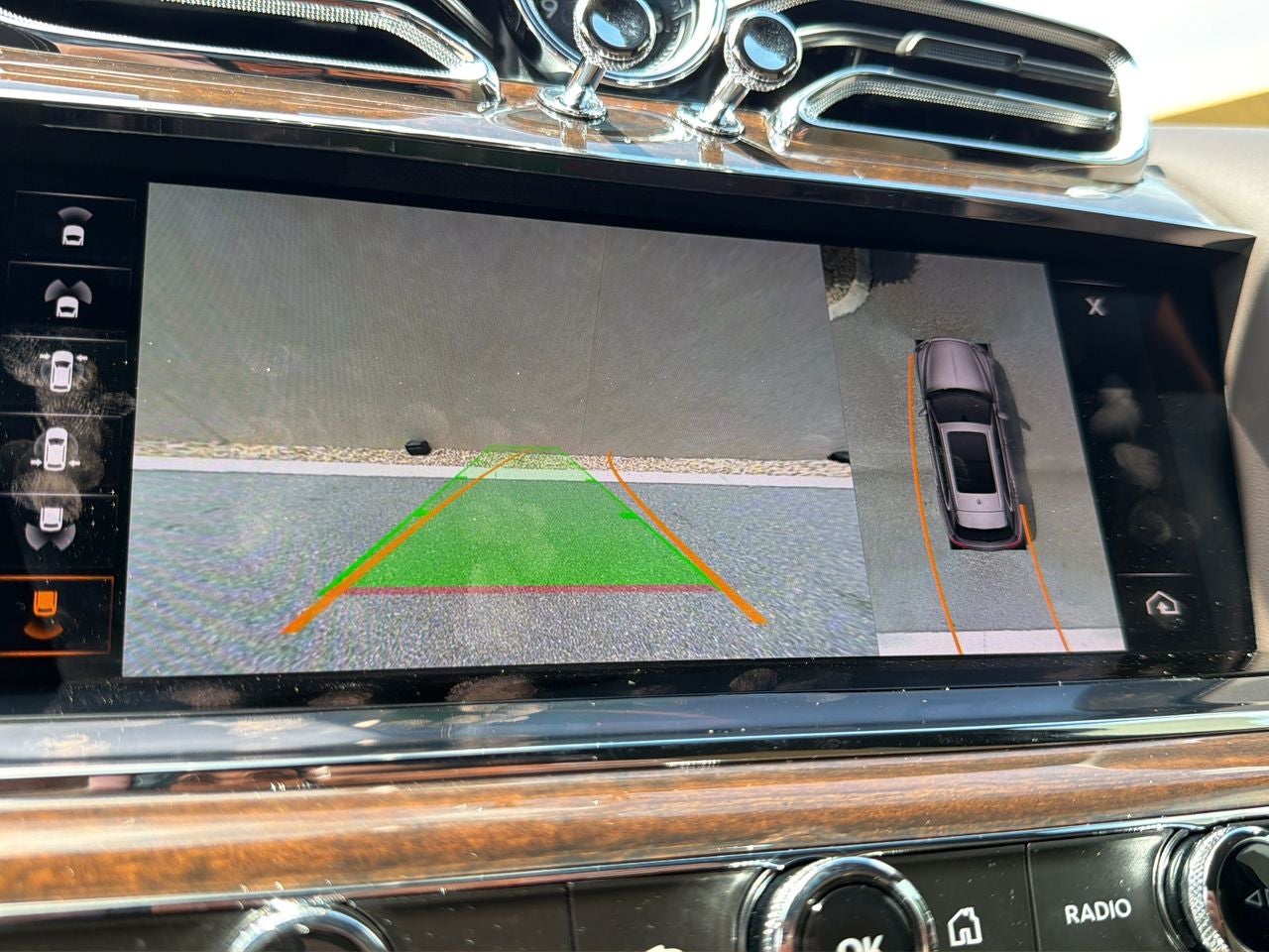 2023 Bentley Bentayga Base