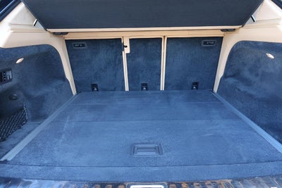 2025 Bentley Bentayga V8