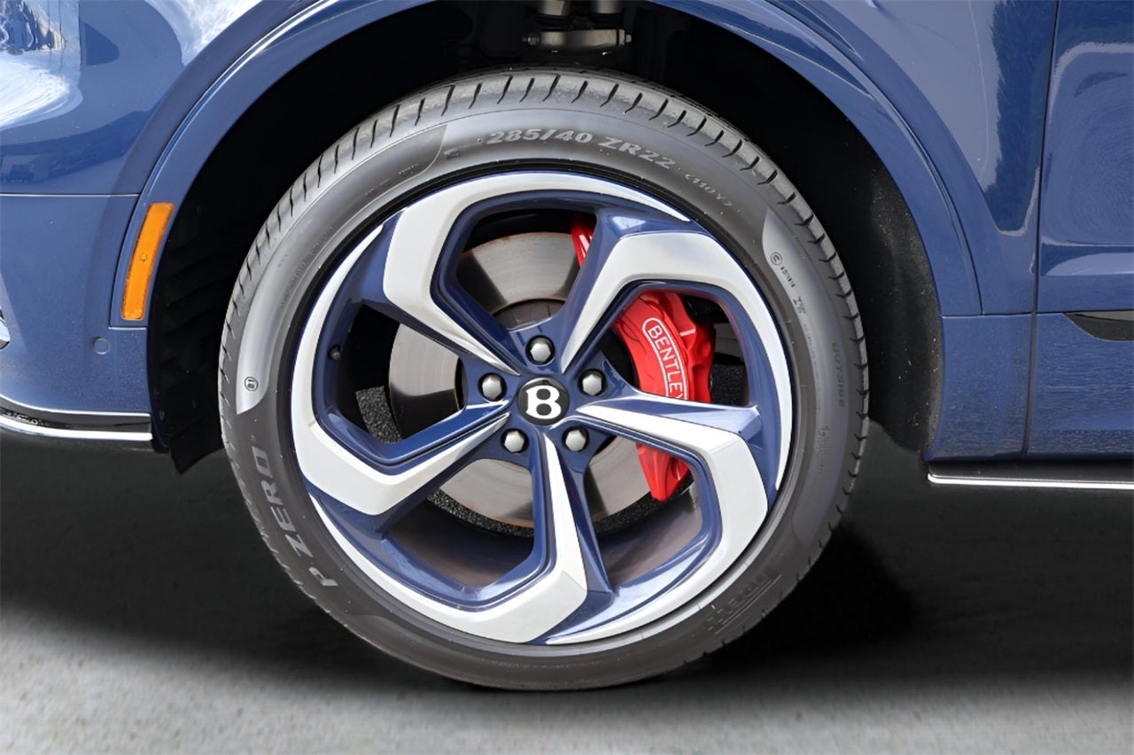 2023 Bentley Bentayga Base