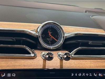 2027 Bentley Bentayga Base