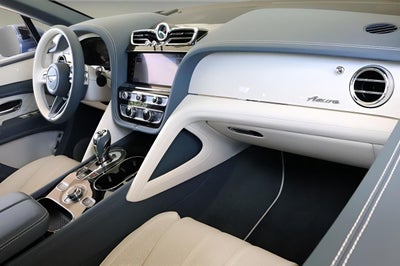 2025 Bentley Bentayga EWB Azure V8