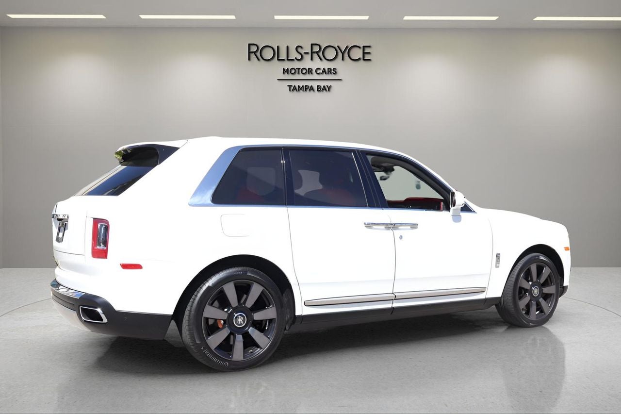 2022 Rolls-Royce Cullinan Base