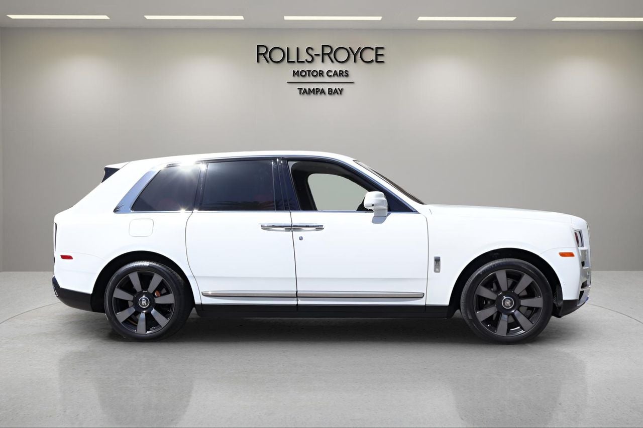 2022 Rolls-Royce Cullinan Base