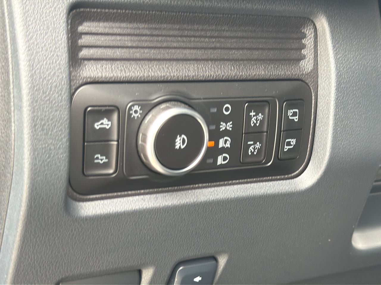 2025 Ford F-450SD Platinum DRW