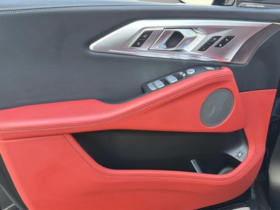 2025 BMW XM Base