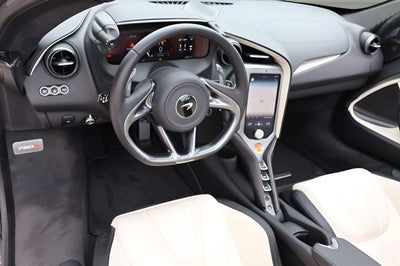 2026 McLaren 750S Base