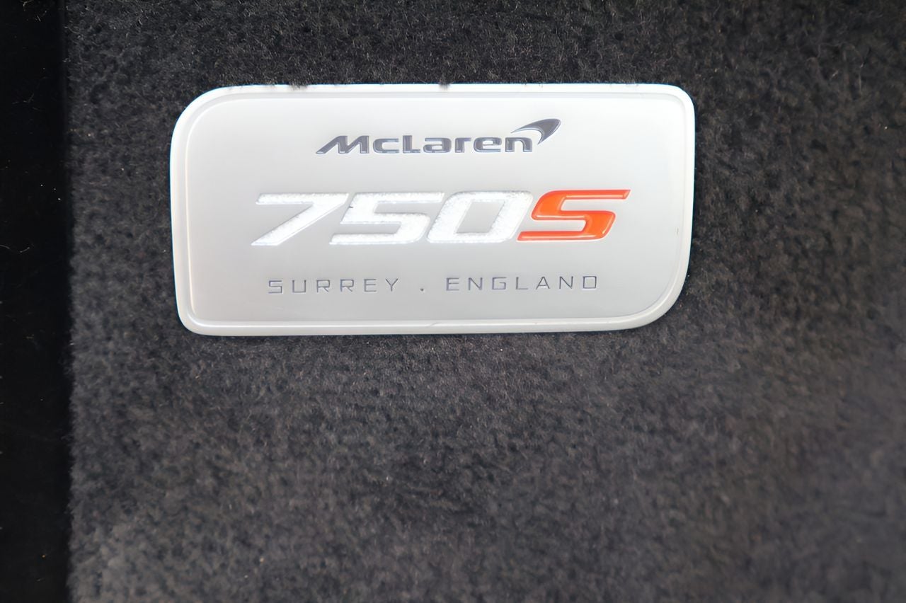 2026 McLaren 750S Base