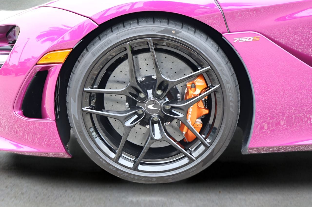 2026 McLaren 750S Base