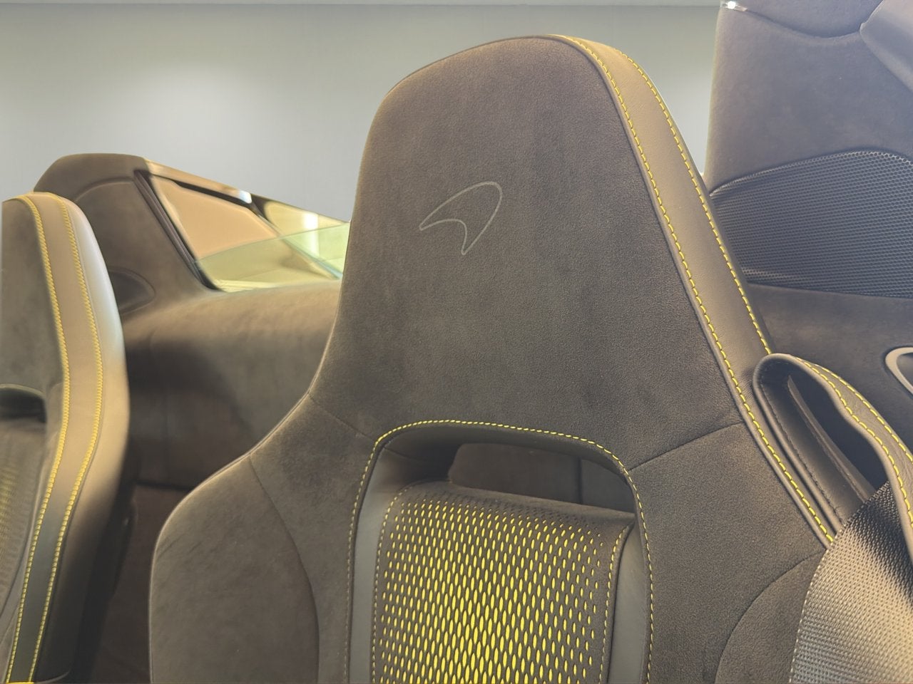 2025 McLaren 750S Base
