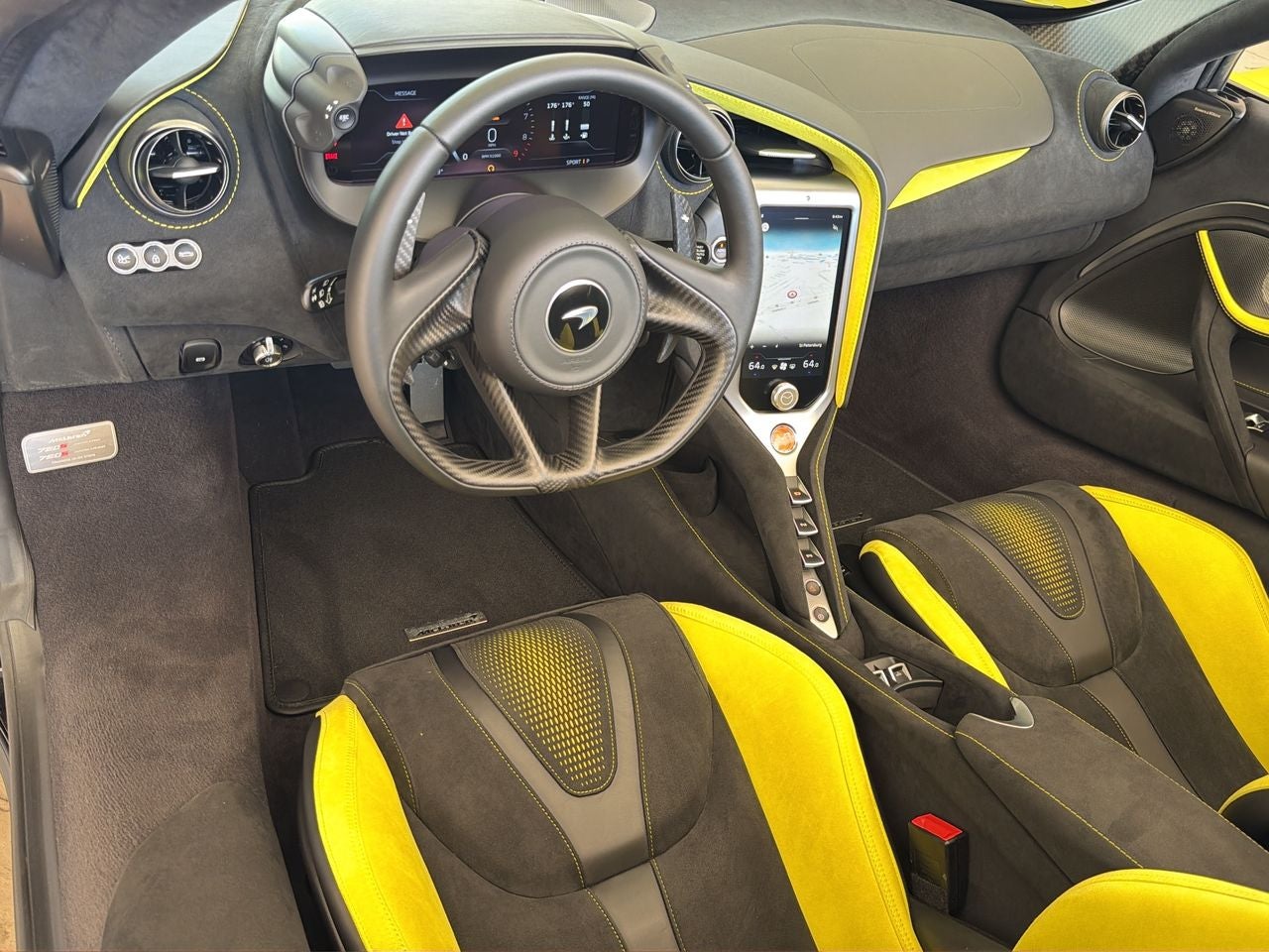 2025 McLaren 750S Base