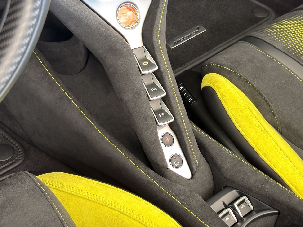 2025 McLaren 750S Base