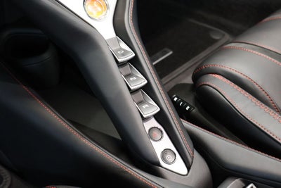 2027 McLaren 750S Base