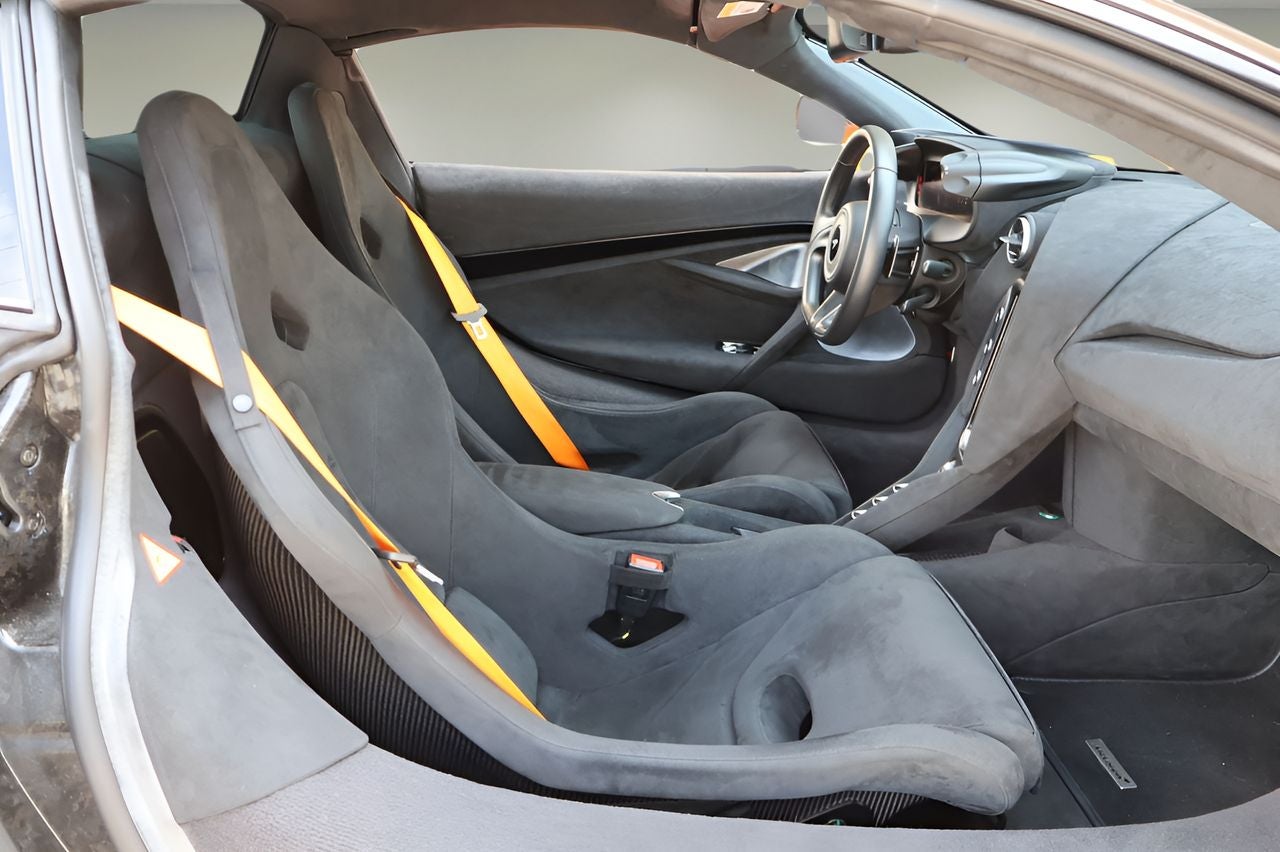 2024 McLaren 750S Base