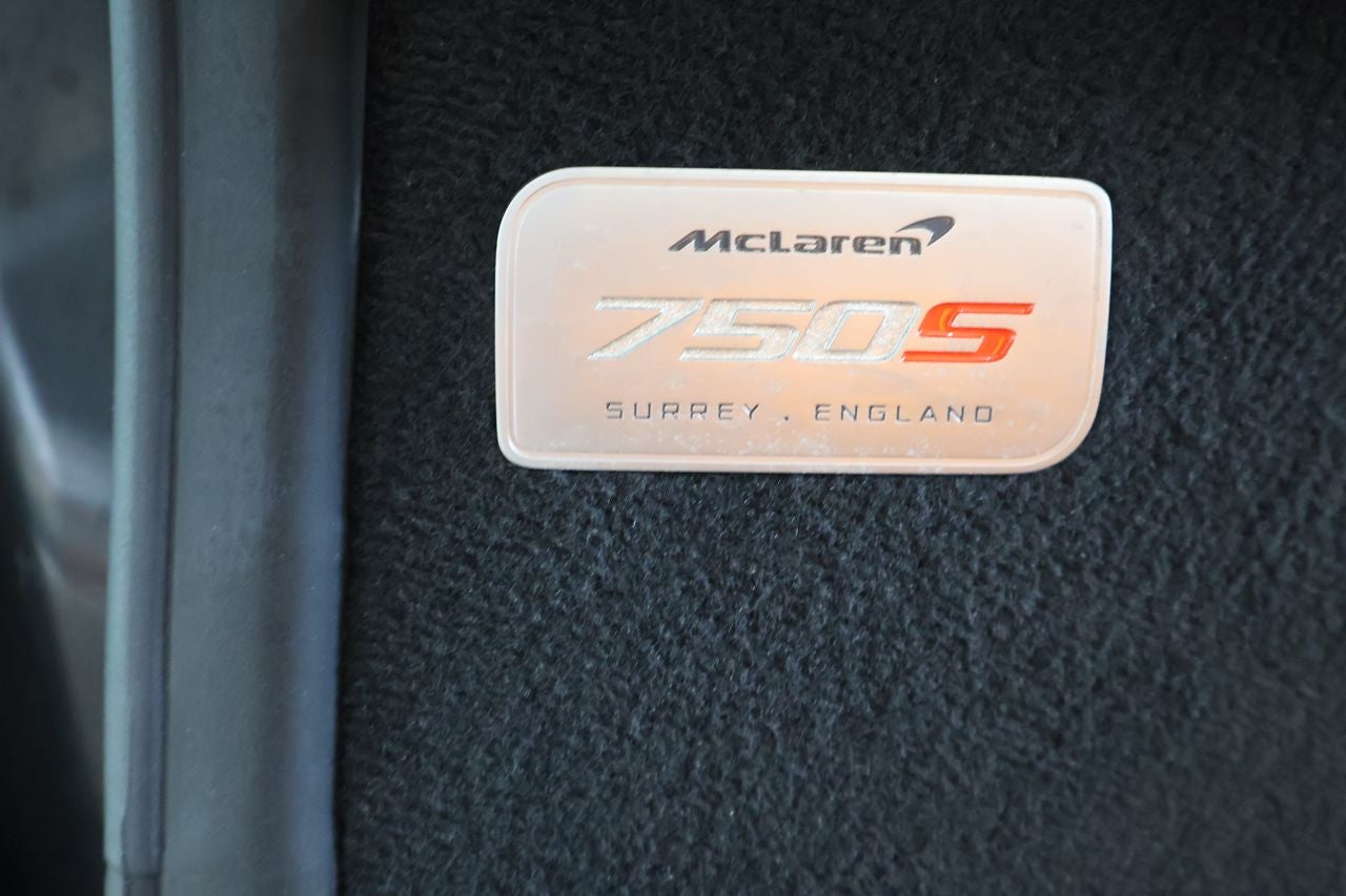 2025 McLaren 750S Base