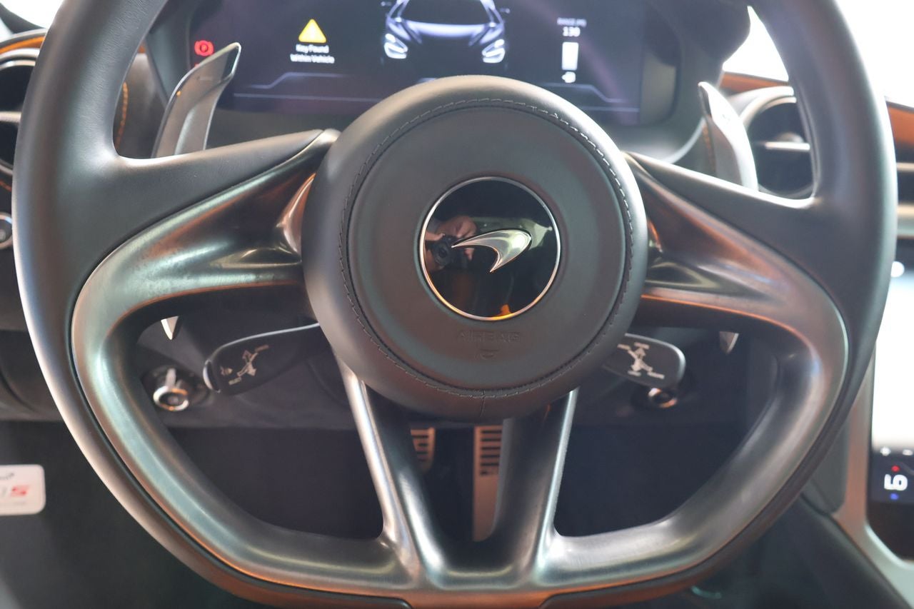 2025 McLaren 750S Base