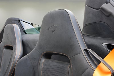 2026 McLaren 750S Base