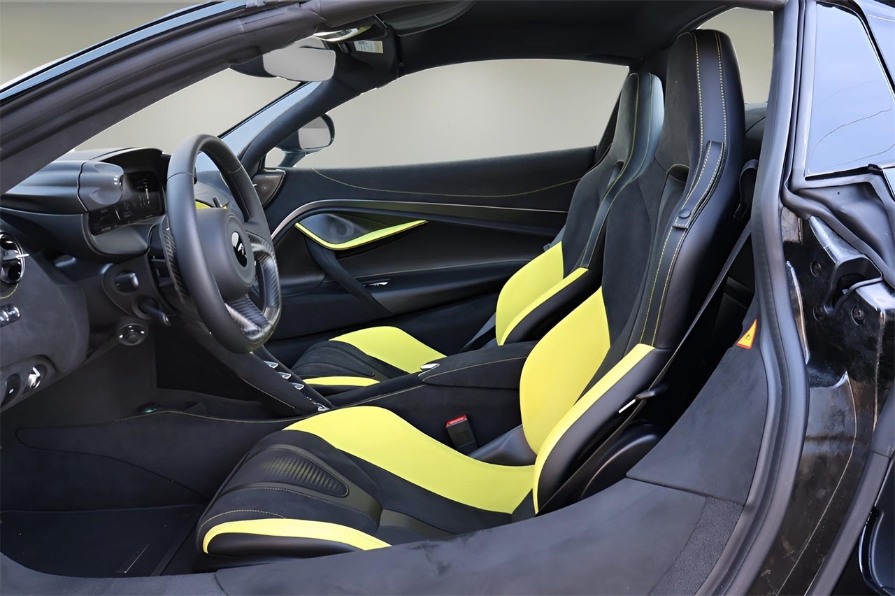 2026 McLaren 750S Base