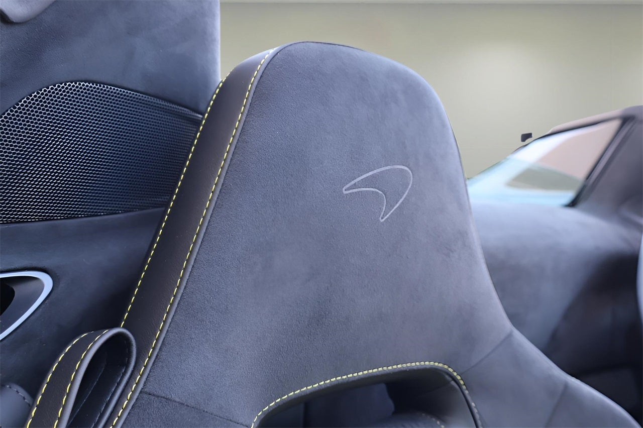 2026 McLaren 750S Base