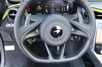 2026 McLaren 750S Base