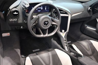 2027 McLaren 750S Base