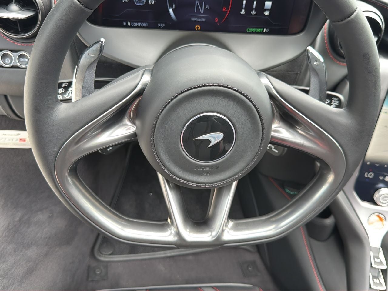 2025 McLaren 750S Base