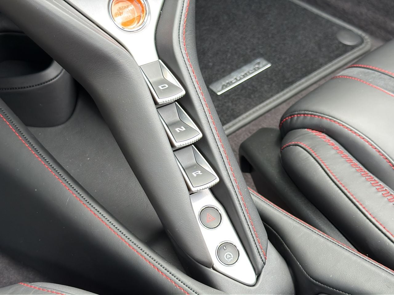 2025 McLaren 750S Base