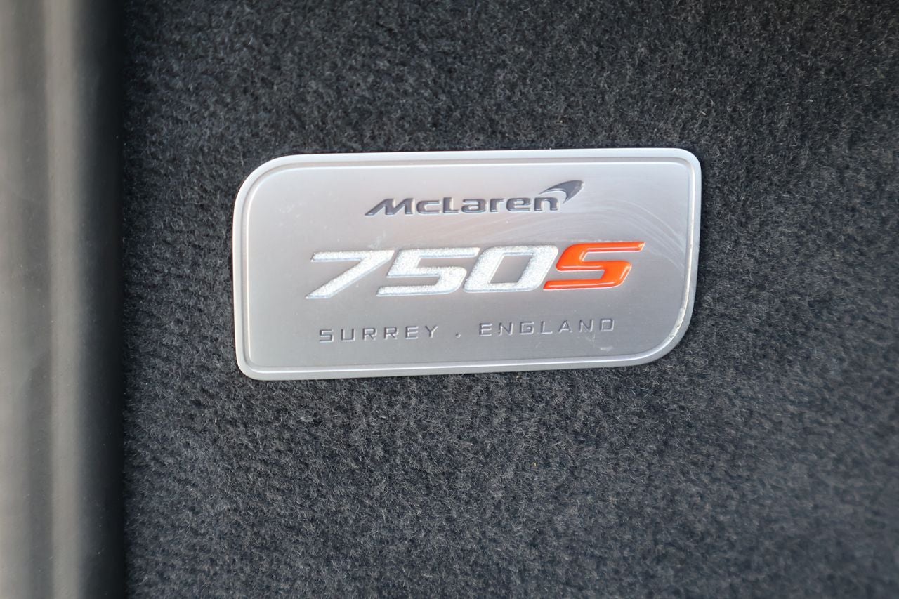 2026 McLaren 750S Base