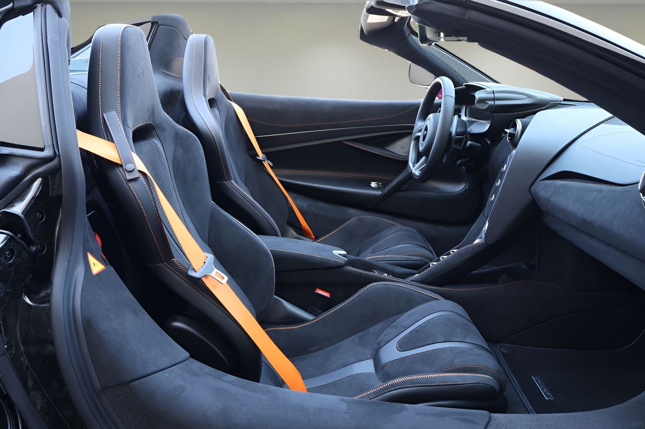 2026 McLaren 750S Base