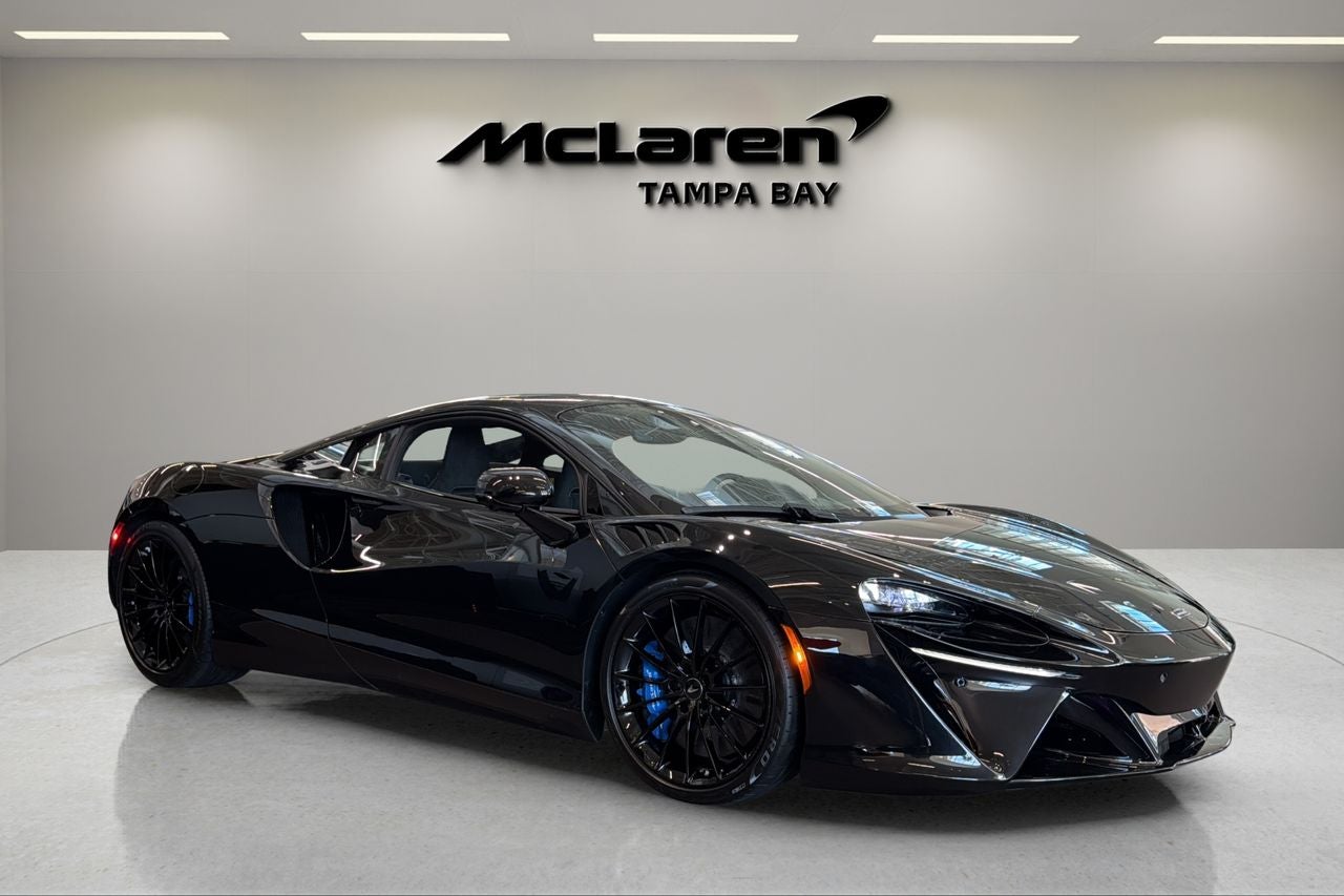 2026 McLaren Artura Base